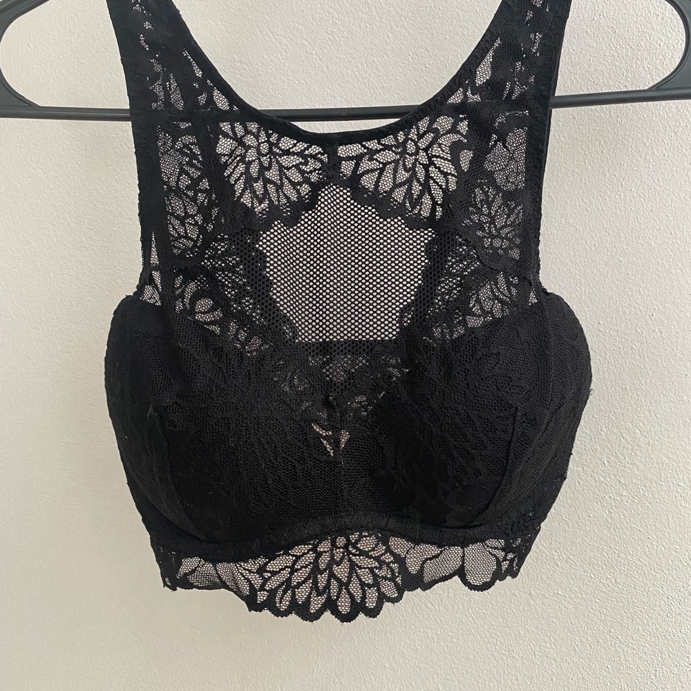 Pink Victoria’s Secret bra